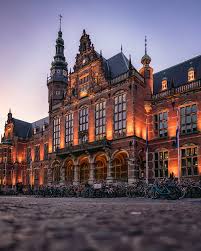 Kunstwerk Academiegebouw Rijksuniversiteit Groningen Van Harmen Van Der Vaart Groningen Kunstwerk En Stadsgezichten