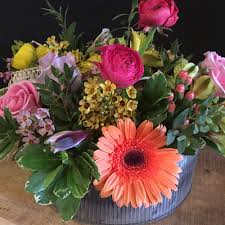 Scopri gli angoli più belli di sioux falls! Shop Josephine S Floral Flower Arrangements Flowers Floral