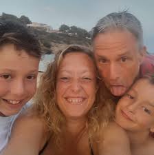 🦦🦦🦦OTTER NEWS🦦🦦🦦further to Aaron Robshaw's post, I have been in touch  with Jane from craven wildlife and she has a team assembled and armed with  fish, if anyone spots him/her please let