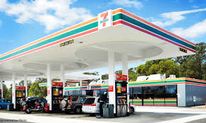 The chain was founded in 1927 as an ice house storefront in dallas. 7 Eleven Stores On The Gold Coast Inside Gold Coast