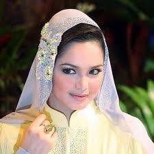 Dato sri siti nurhaliza tunjuk skil powernya. Joget Berhibur Minus One Download Minus One Instrumental Karaoke Siti Nurhaliza