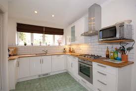 Pencahayaan menjadi aspek penting bagi sebuah ruangan. Beda Gan 8 Desain Dapur Minimalis 3x3 Rapih Cantik 2021