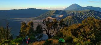 Obyek Wisata Bukit Cinta Bromo Pemandangan Taman Nasional Malang