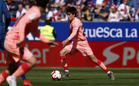 The 10 Young Players That Will Rule Europe Besoccer Riqui puig (born 13 august 1999) is a spanish footballer who plays as a centre midfield for spanish club fc barcelona. 10 young players that will rule europe