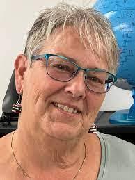 Donna Goyer's Instagram, Twitter & Facebook