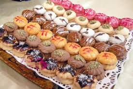 حلويات العيد بالصور والمقادير مس ناني نتشارك الحياة Middle Eastern Desserts Lebanese Desserts East Dessert