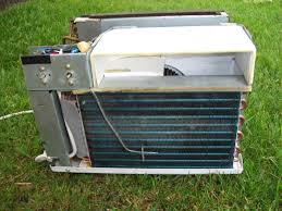 It is a great idea to have some air conditioner insulators! How To Clean A Window Air Conditioning Unit Dengarden