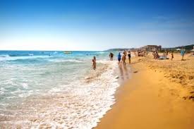 Stațiunea nisipurile de aur (situată la 18 km de orașul varna) este a doua stațiune ca mărime din bulgaria (după sunny beach), care oferă. De Ce Sa Alegi Un Sejur Estival In Statiunea Nisipurile De Aur Din Bulgaria Christiantour Blog
