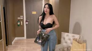 Enkai 100,000 Thank You Offer - Chiang Mai Model Lin Lin - Super Perverted School Girl