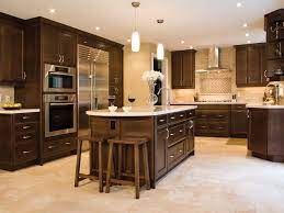 Wellborn is a family owned and operated cabinet company who has been proudly crafting cabinets in the united states for over 50 years. Canadian Kitchen And Bath Cabinetry Manufacturer Kitchen Design Professionals Ravenna Cocoa Kitchen Design Kitchen Design Small Professional Kitchen Design