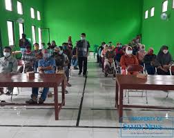 Netizen minggu, 17 januari 2021. Samin News Penempatan Warung Makan Di Lingkungan Waduk Gunungrowo Dilakukan Penataan