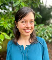 Anna Humphreys's Instagram, Twitter & Facebook