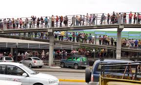 Resultado de imagen para HAMBRE SOCIALISTA Y COLAS EN VENEZUELA