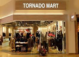 The start button is located on the back. Tornado Mart ä¹å·žã®ã‚¢ã‚¦ãƒˆãƒ¬ãƒƒãƒˆãƒ¢ãƒ¼ãƒ« ãƒžãƒªãƒŽã‚¢ã‚·ãƒ†ã‚£ç¦å²¡