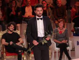 Ecco il video witty tv. Uomini E Donne La Scelta Di Davide Donadei E Beatrice