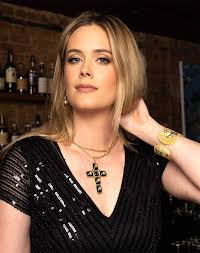 Alex Soldier: Abigail Hawk: A Dazzling Diva in Alex Soldier's Jewels +  L'Officiel Monaco