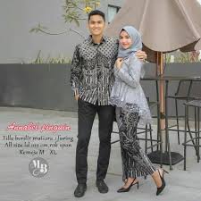 Belanja online baju couple kebaya kondangan kekinian terbaik, terlengkap & harga termurah di lazada indonesia | bisa cod ✓ gratis ongkir ✓ voucher diskon. 11 Ide Outfit Kondangan Baju Kondangan Couple Kekinian Terbaru Mentahanku