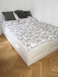 Ein stauraumbett mit schubladen und anderweitigem stauraum ist dafür geradezu. Bett Mit Schubladen Weiss 140x200 In 1060 Kg Mariahilf For 155 00 For Sale Shpock