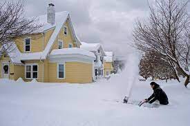 After friday's rain and snow, saturday. Messy Snowstorm Hits The East Coast The New York Times