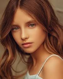 Femme belle jeune fille portrait beauté cheveux modèle femmes visage sexy. 210 Idees De Belles Filles Beaux Visages Beau Visage Belles Filles