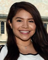 Elizabeth Enciso's Instagram, Twitter & Facebook