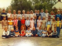 ˈzʋɛi̯ndrɛxt (listen)) is a town and municipality in the western netherlands. Class Of 1984 Margrietschool Zwijndrecht Home Facebook