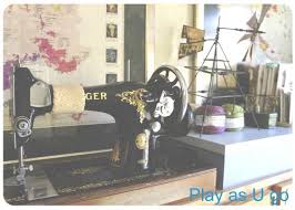 Make this mini inspiration kit for your next paper craft project! Vintage Sewing Machine For Craft Room Decor This Is On The Flickr