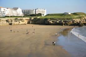À noter par ailleurs la présence de la plage à 3 km du camping. Royan Ou Et Quand Partir Meteo Climat Et Guide De Voyage Pour Royan France