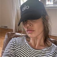 Jennifer Kubiak's Instagram, Twitter & Facebook