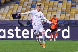 Odegaard was signed by real madrid in january 2015, during carlo ancelotti's first spell with los blancos. Real Madrid Martin Odegaard Unbesorgt Wegen Ancelotti Aussagen