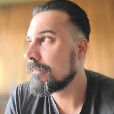 Derek Bellamy's Instagram, Twitter & Facebook