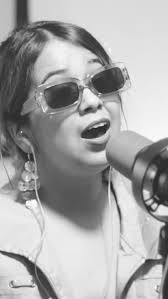 Una canción escrita por Jayme Silva y Neuza Teixeira, originalmente grabada  en 1961 por João Gilberto. El video completo ya está disponible en mi canal  de Youtube, el link lo encuentran en la ...