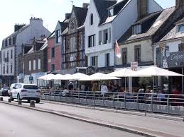 Le Quai Restaurant In La Trinite Sur Mer Photo De Le Quai La Trinite Sur Mer Tripadvisor