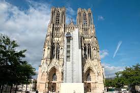 Reims ist 1 stunde hinter moskau. Reims Frankreich Stadtereise Mit Champagner Gutem Essen Travel On Toast
