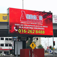 As billboards are naturally very large boards, it would involve high volume of printing material, ranging from rm10k to rm60k. Led Signage Malaysia Led Display Board Malaysia Led Billboard Malaysia Symphony Illuminates Sdn Bhd