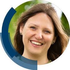 Carla Flanagan's Instagram, Twitter & Facebook