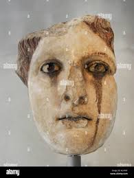 Sculpted female figures hi-res stock photography and images