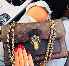 Women Fashion Style New Collection For Louis Vuitton Handbags Lv Bags To Have Louisvuittonhandbags Lv Bag Louis Vuitton Handbags Vuitton Bag