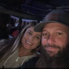 Lanny Feight's Instagram, Twitter & Facebook