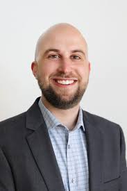 Andrew Knuth's Instagram, Twitter & Facebook