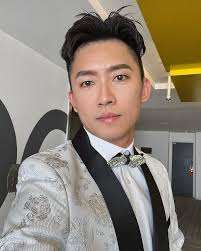 今晚的造型可以吗？我要洗版了😆