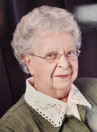 Mme Madeleine Latreille Cuerrier