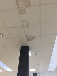 Decke wurde gespachtelt, juli 2015. Feuchtigkeit Aber Woher