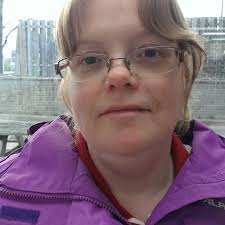 Yes they do they deserve to be loved like we do they are like us I love my  dog he means the world to me 🐶🐾🦴🤗😊❤️