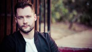 Derek and bayzig were married at walnut grove at tierra rejada farm in moorpark, ca. Calum Scott Talks Sam Smith Accepting His Sexuality Billboard Billboard