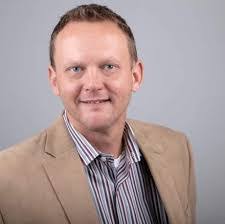 Wesley Wiggins's Instagram, Twitter & Facebook