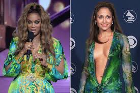At versace's spring 2020 show in milan on friday, lopez proved that she can sing, dance, act, and defy time. Tyra Banks Recreates Jennifer Lopez S Iconic Versace Dress On Dwts