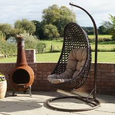 Hangesessel Mit Gestell Einige Exklusive Modelle Archzine Net Hangesessel Mit Gestell Lounge Mobel Gartengestaltung Ideen