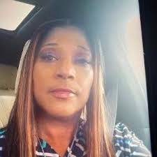 Yvette Warren's Instagram, Twitter & Facebook