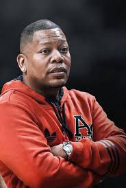 Reggie and Darryl Carter ....David Russell ...Id be remiss to leave him put  any talk of Great withput tgese guys... Dave used to put money